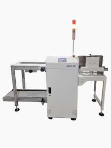 Pushing and stacking integrated plate feeder